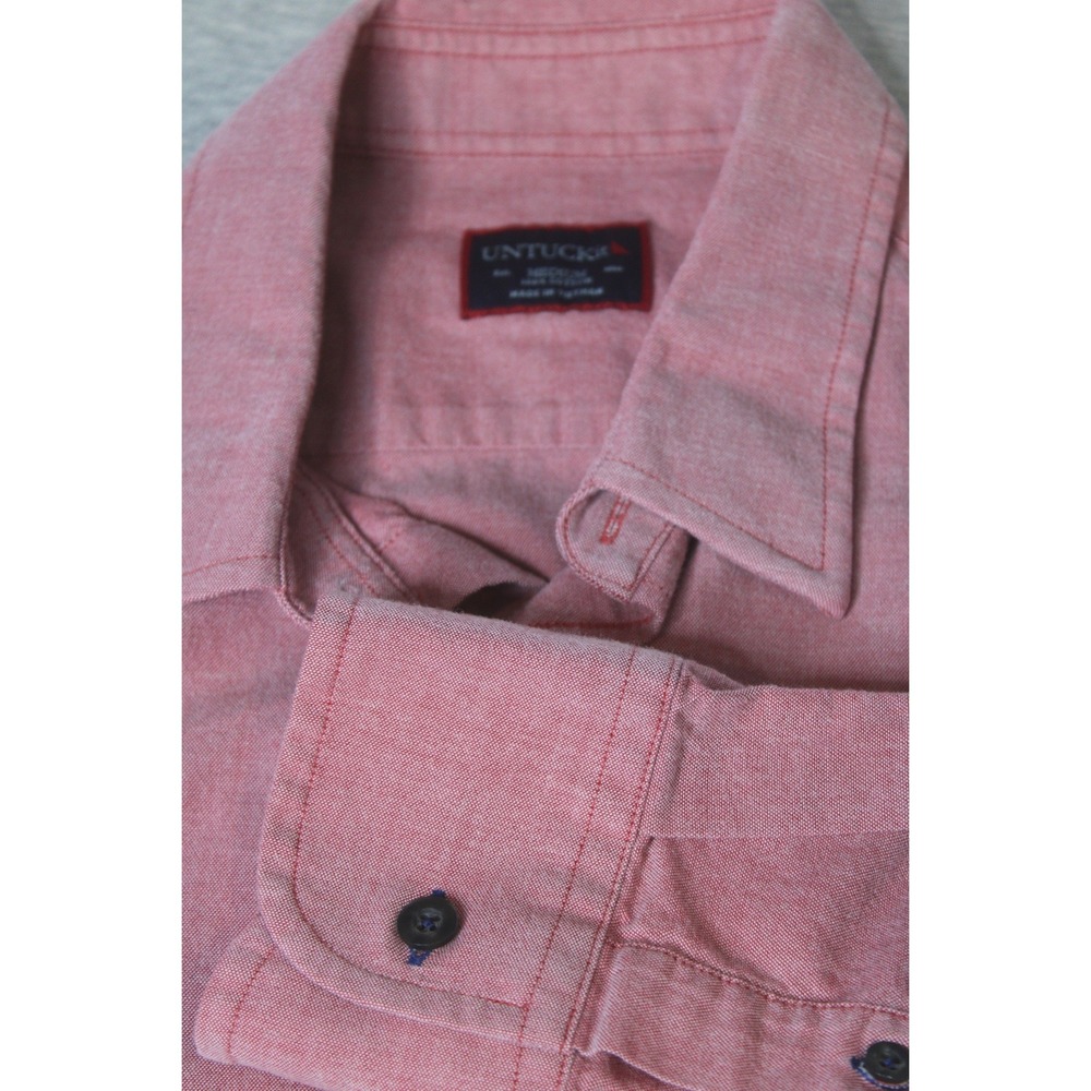 UNTUCKit Mens Red Chambray Long Sleeve Button Down Shirt Medium Cotton Pocket